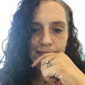 Meet your Posher, Bonita